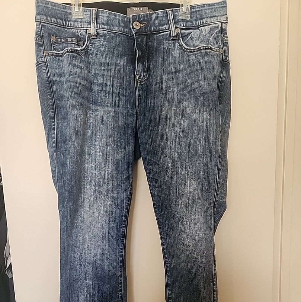 Torrid Bombshell Skinny Jeans 18